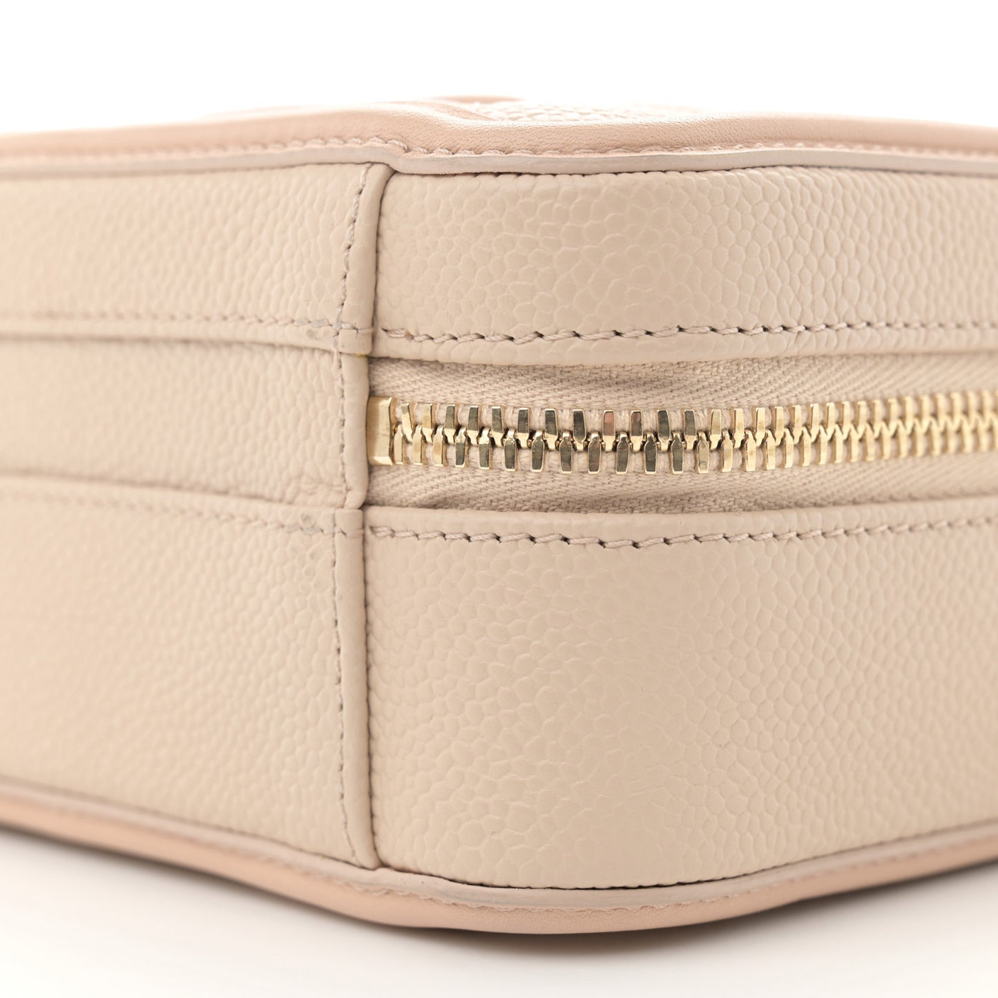 Caviar Quilted Small CC Filigree Vanity Case Beige