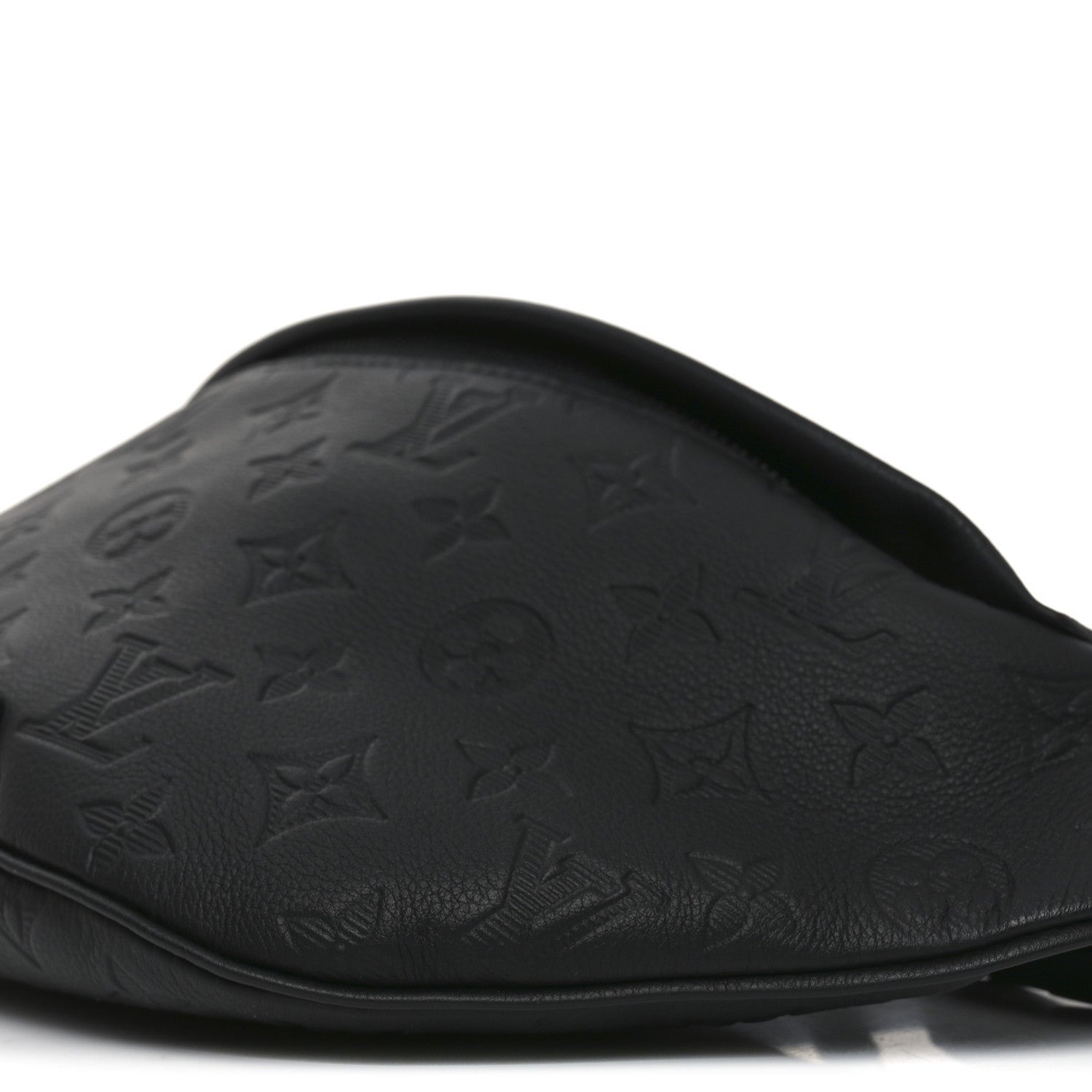 Louis Vuitton Calfskin Monogram Shadow Discovery Bumbag Black 9 of 9