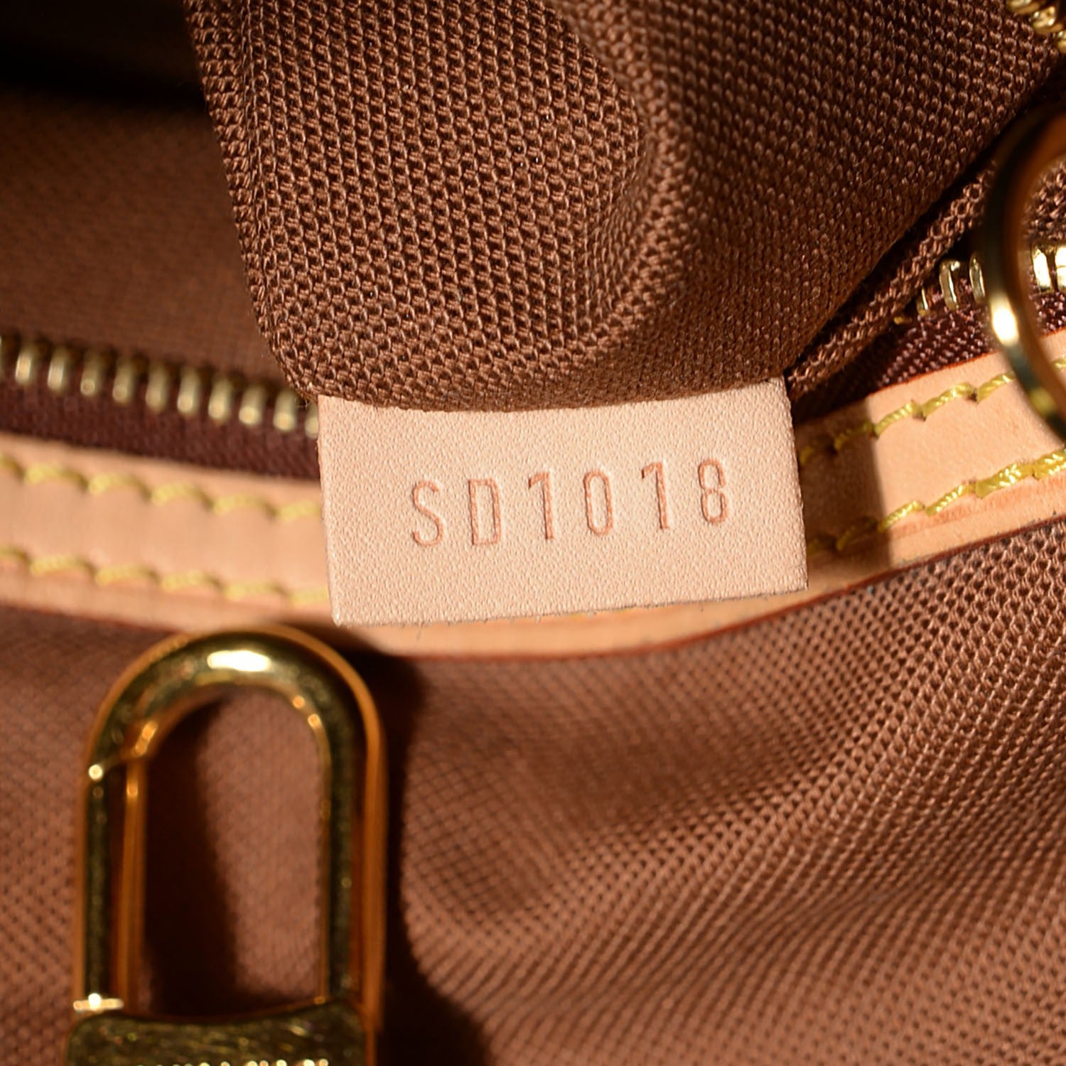 Louis Vuitton Monogram Batignolles Vertical 7 of 7