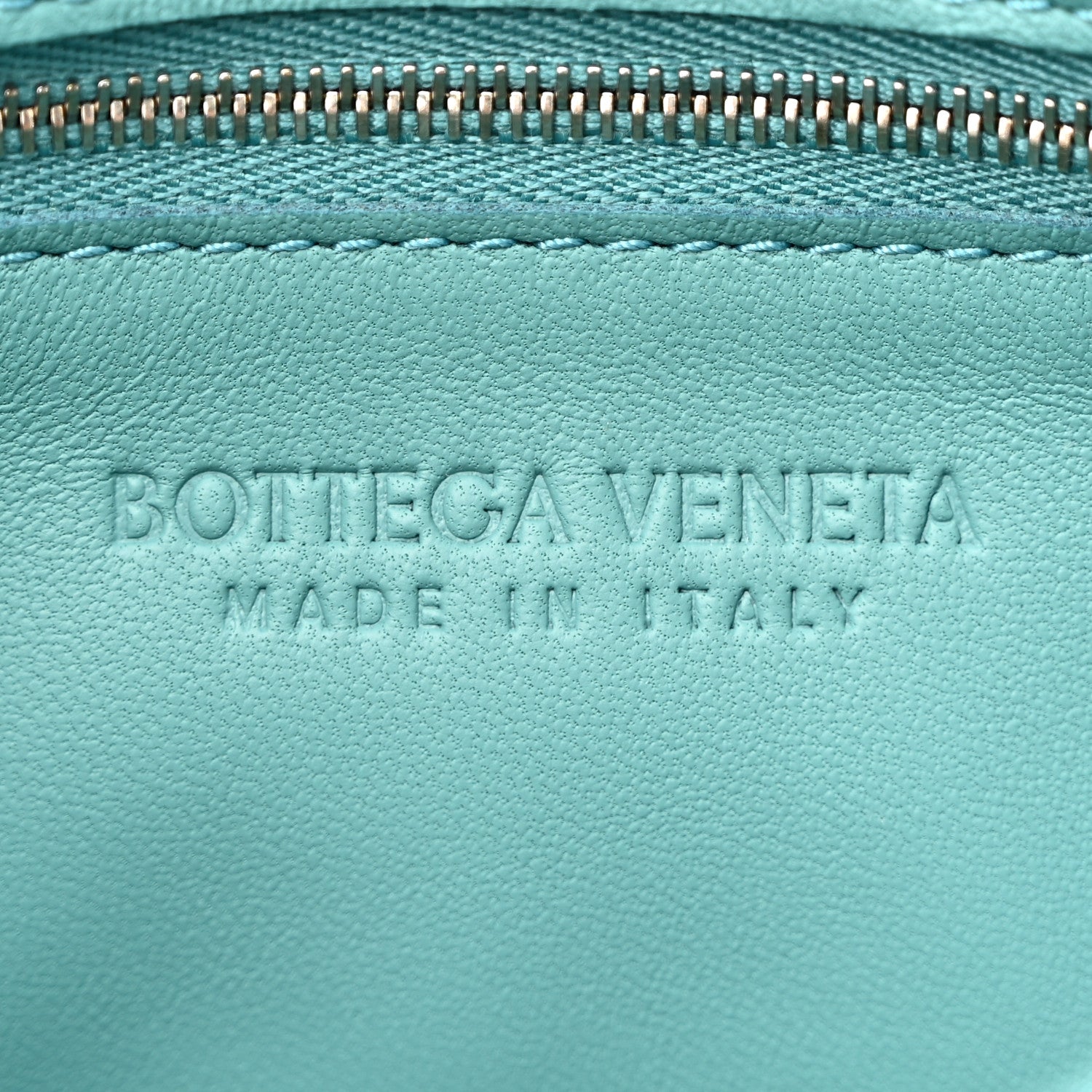 Bottega Veneta Nappa Maxi Intreccio Cassette Bag Linoleum 6 of 10