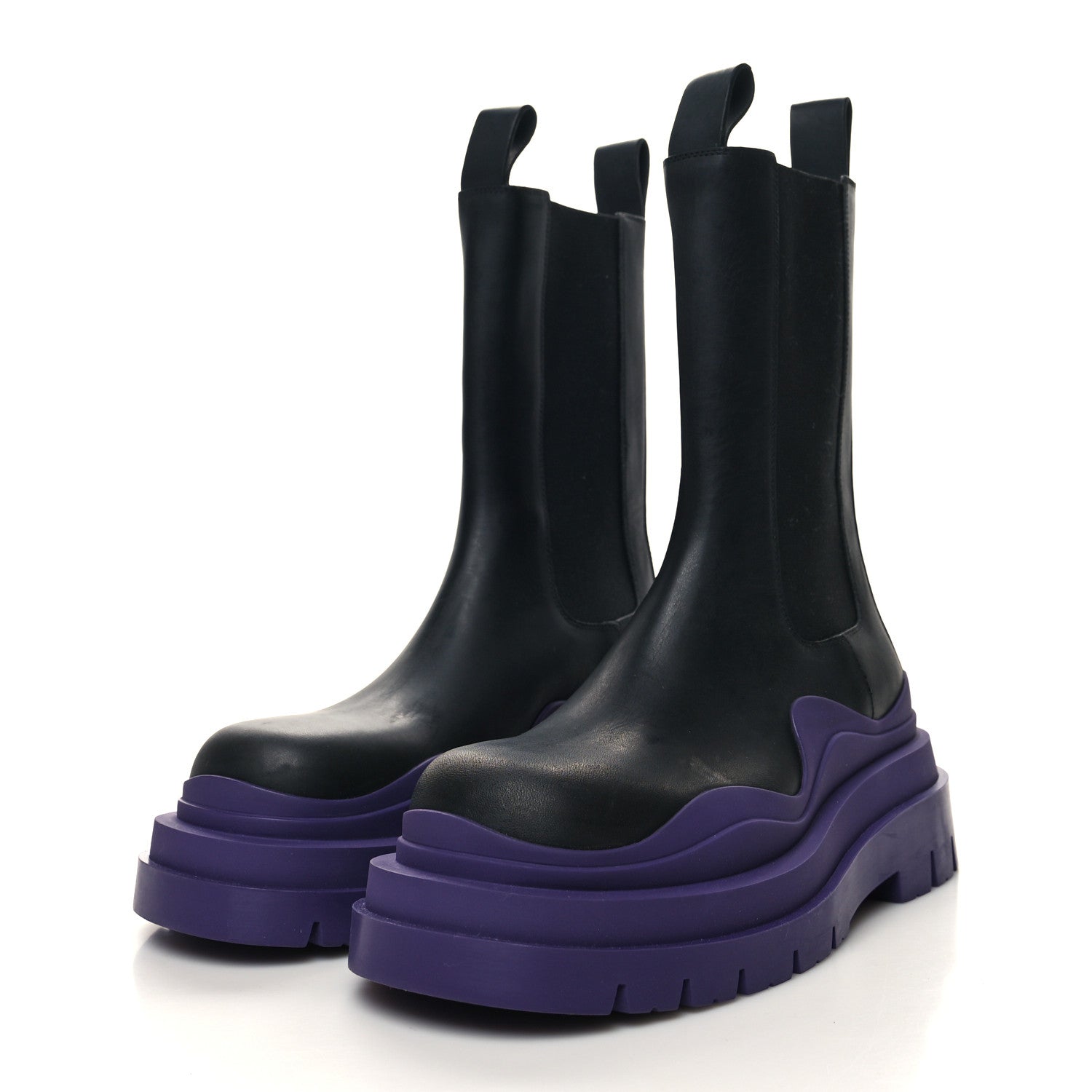 Bottega Veneta Calfskin The Tire Chelsea Boots 37.5 Black Plum 3 of 7