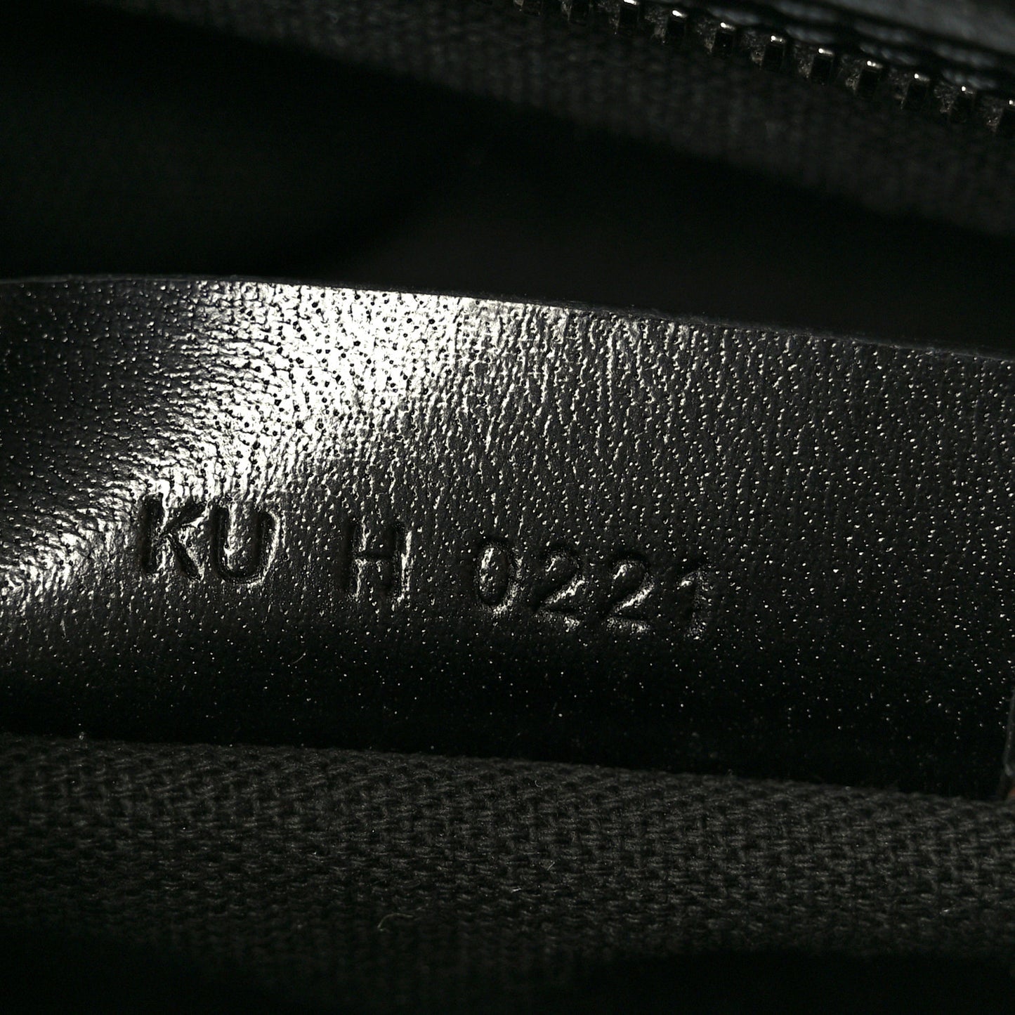 Shiny Lord Calfskin Mini Antigona Black
