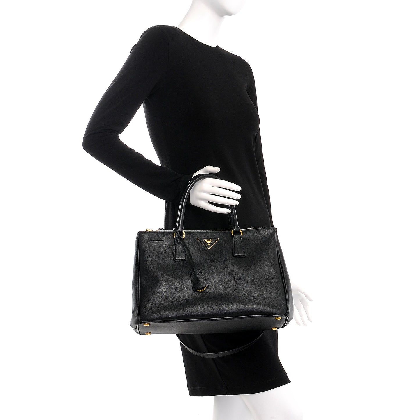 Saffiano Medium Galleria Double Zip Tote Black