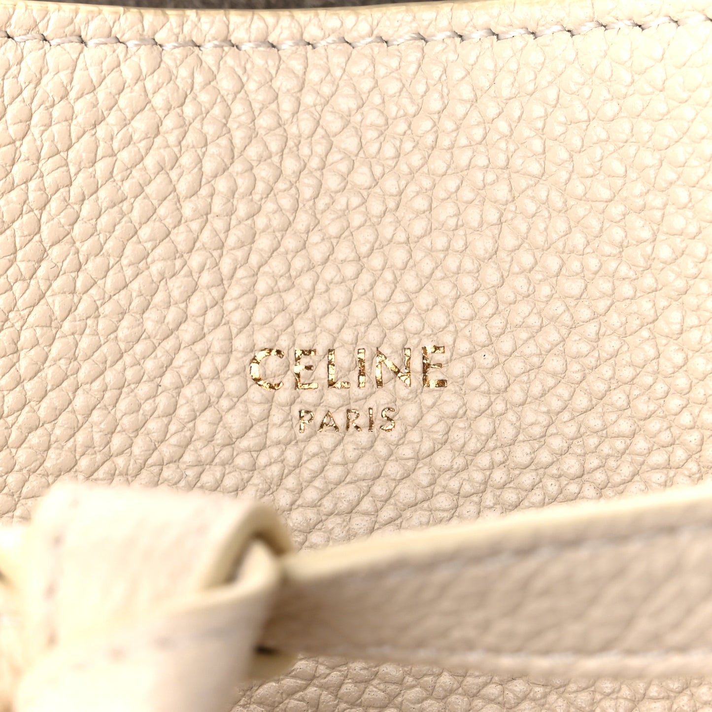 Soft Grained Calfskin Small Belt Cabas Phantom Vanilla
