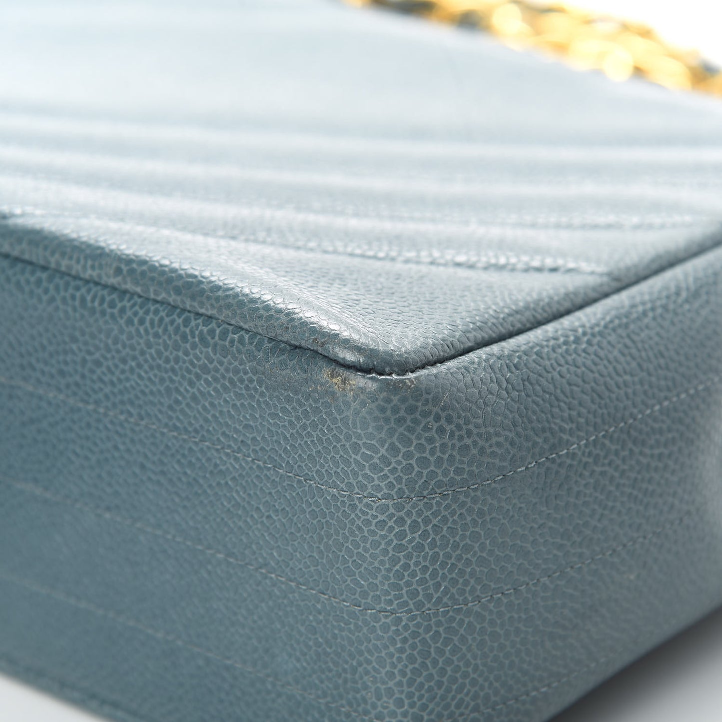 Caviar Diagonal Quilted Jumbo Single Flap Blue
