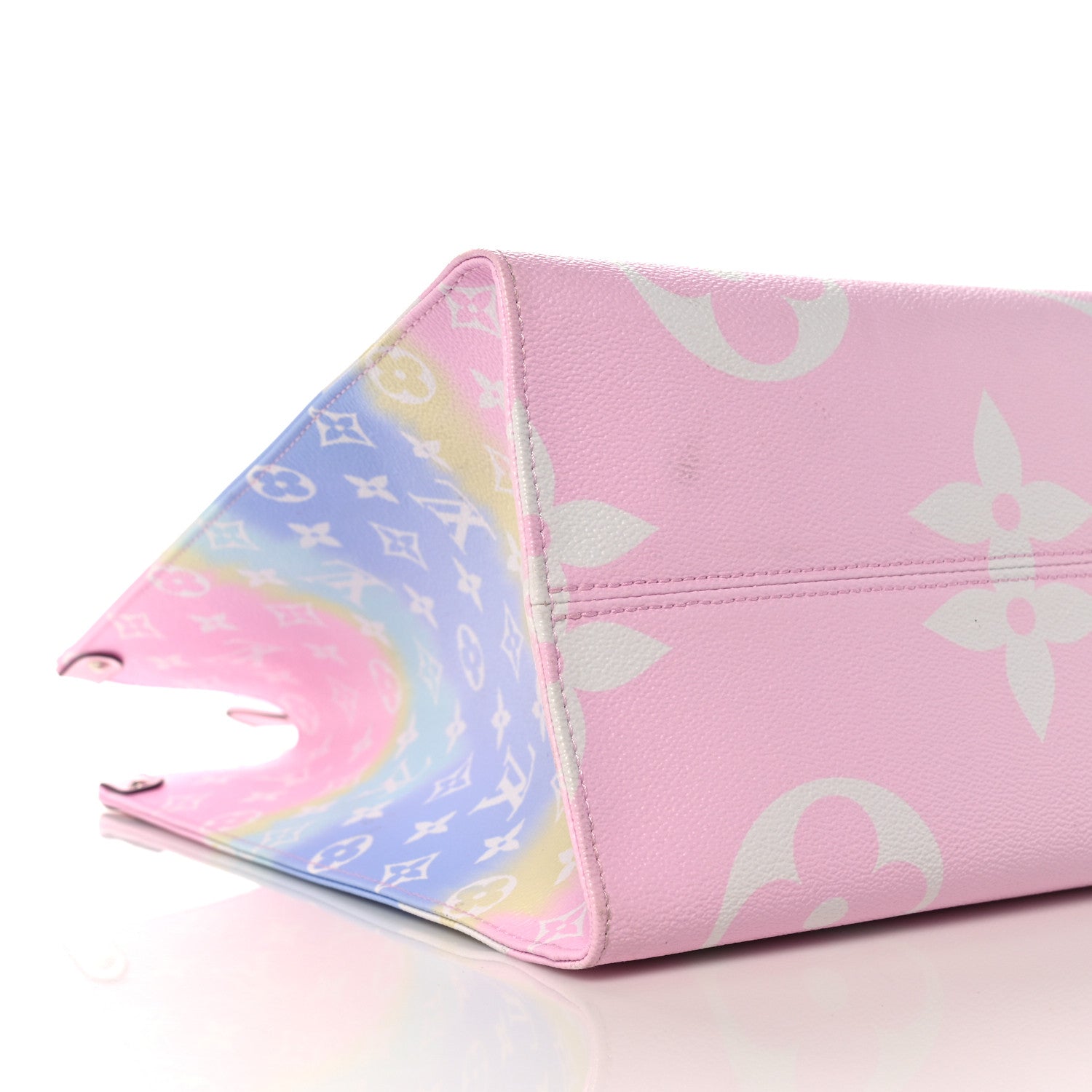 Louis Vuitton Monogram Escale Onthego GM Pastel 8 of 18