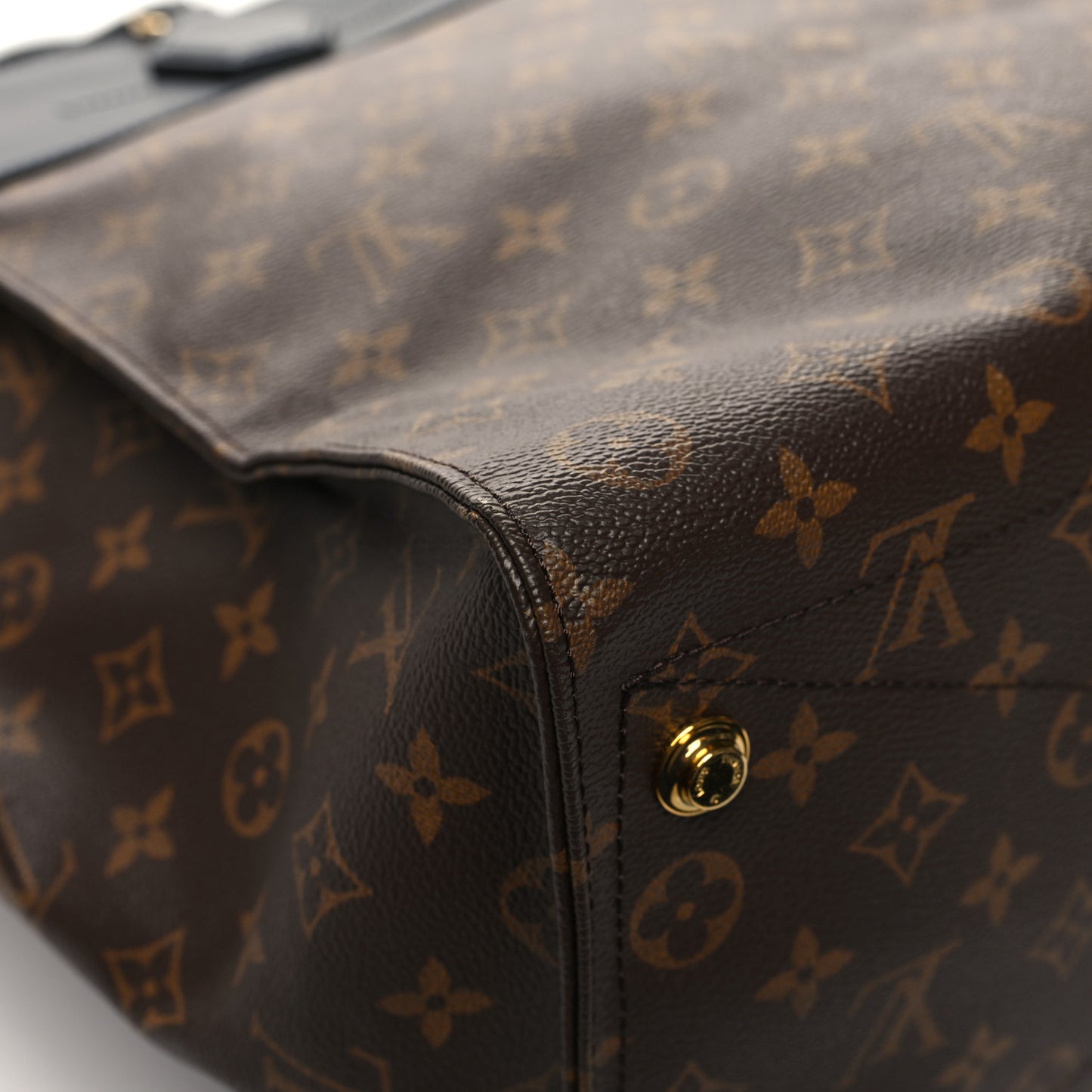 Monogram City Steamer XXL
