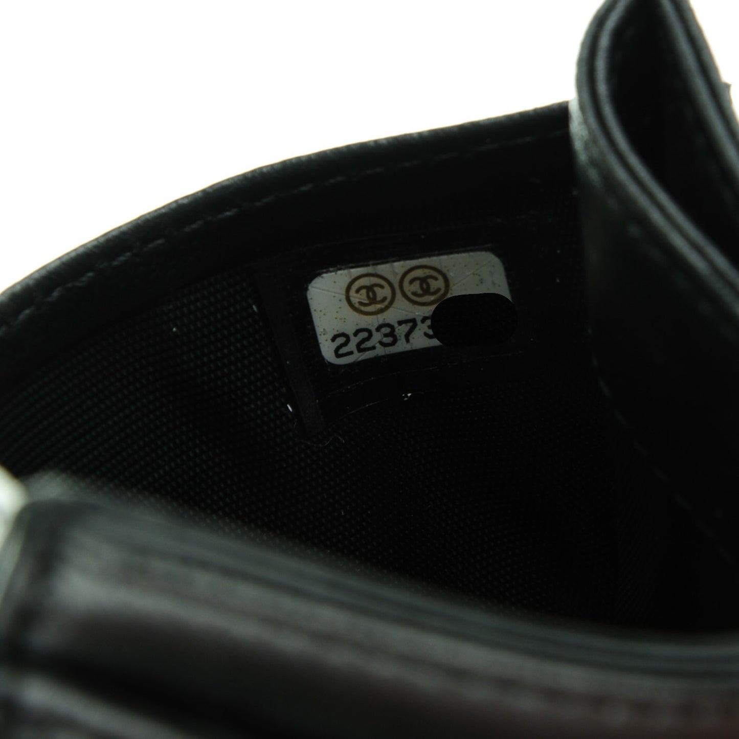 Lambskin Chevron Quilted Card Holder So Black