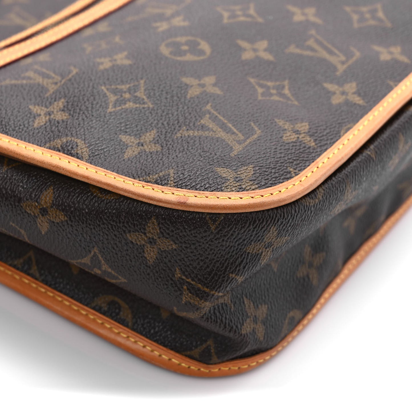 Monogram Bosphore PM Messenger