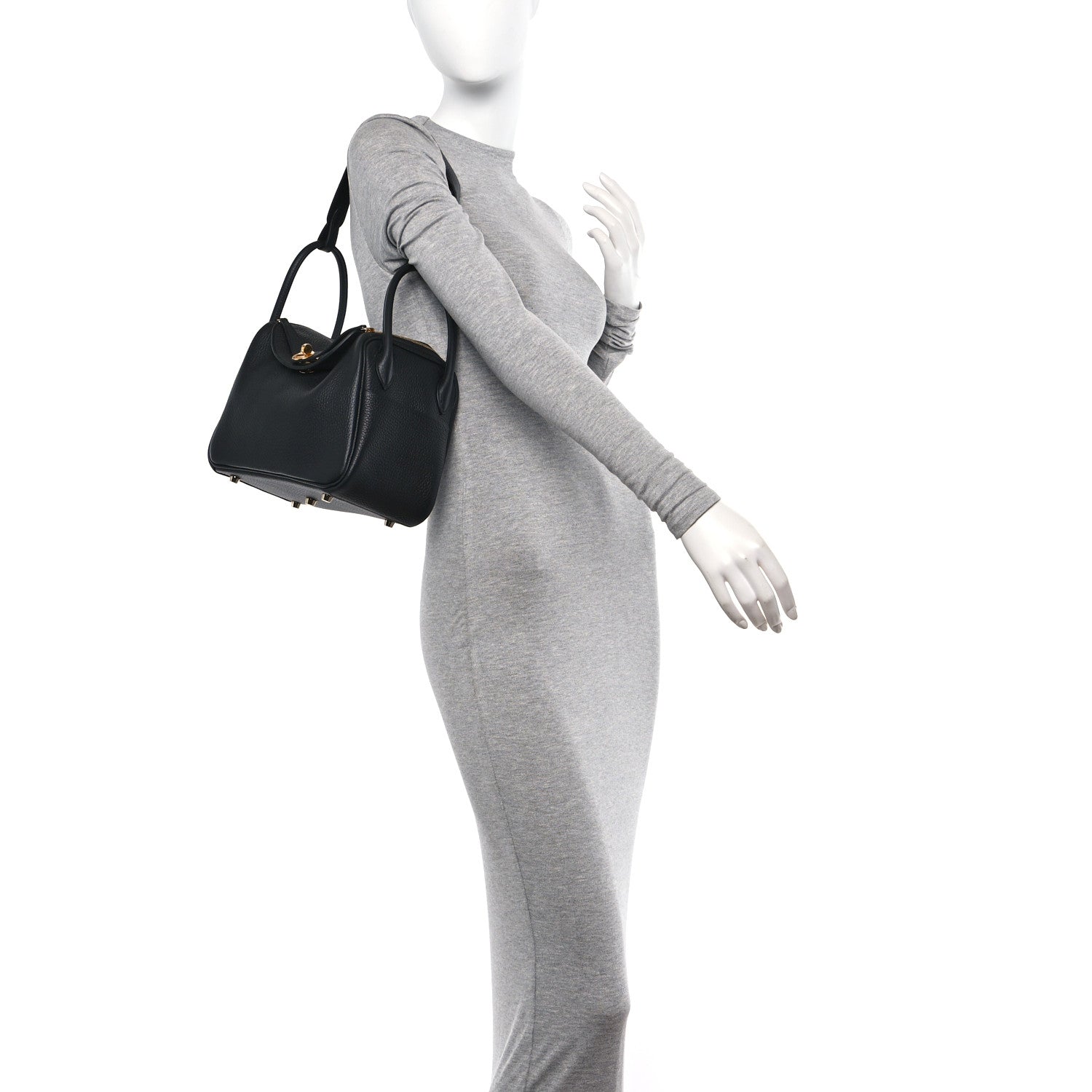 Hermes Taurillon Clemence Lindy 26 Black 2 of 13