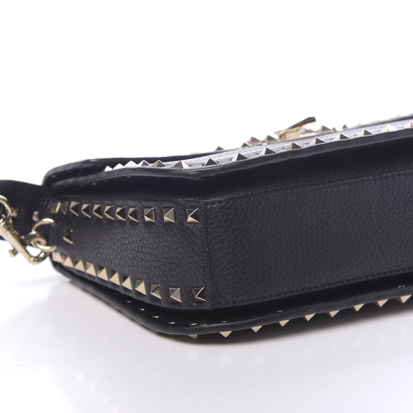 Pebbled Calfskin Medium Rockstud Flap Saddle Bag Black