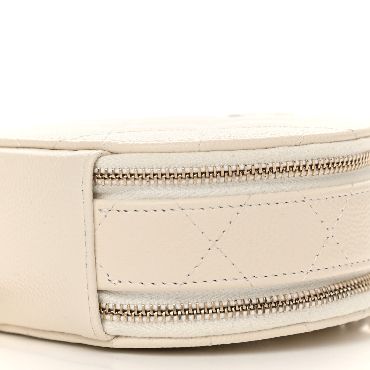 Caviar Quilted Round Handle With Care Vanity With Chain White