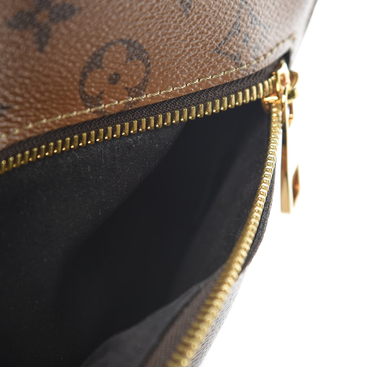 Reverse Monogram Pochette Metis