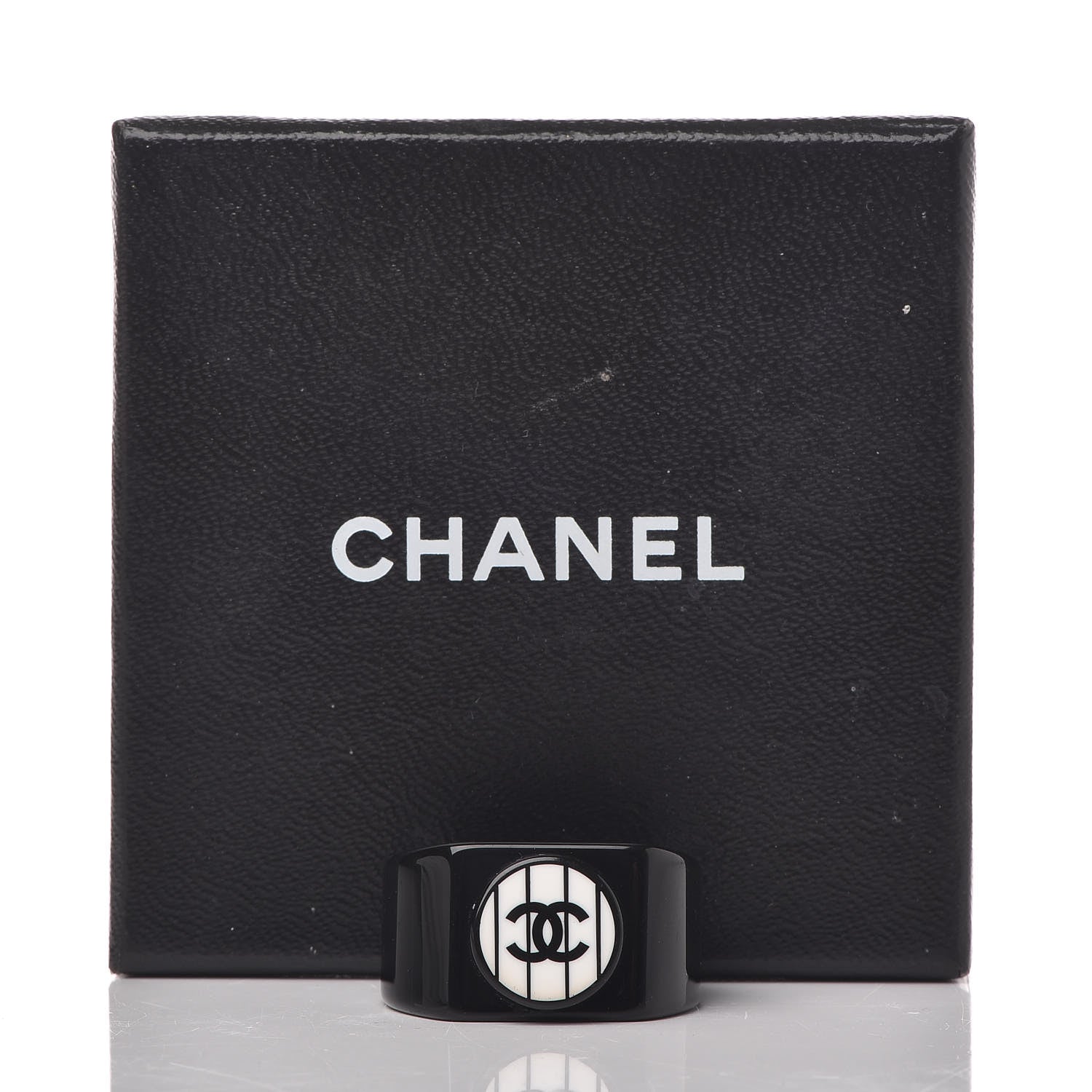 Chanel Resin Coco CC Ring 6.5 Black White 6 of 6