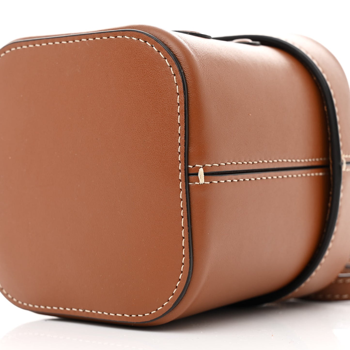 Smooth Calfskin Small Cuir Triomphe Box Tan