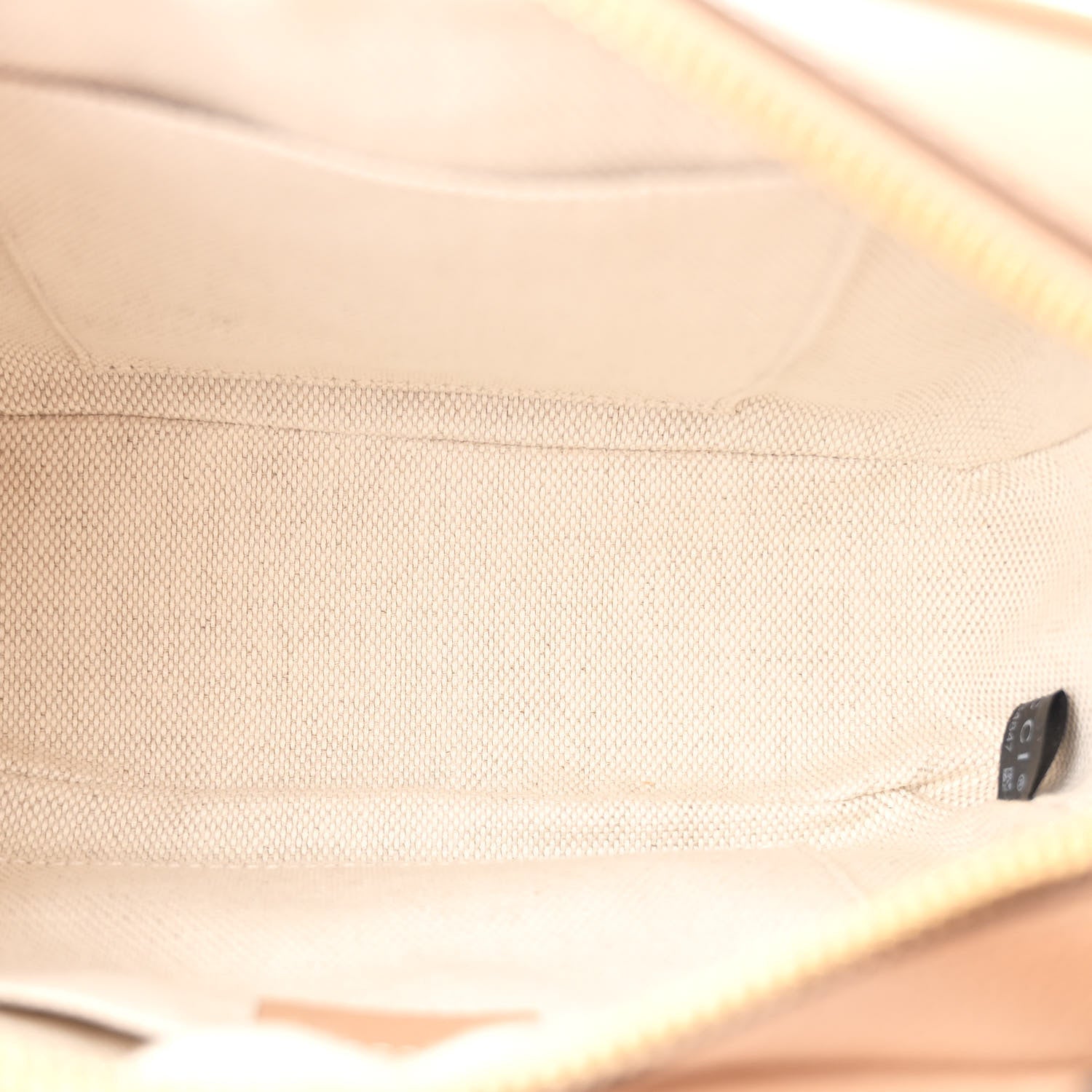 Gucci Pebbled Calfskin Small Soho Disco Bag Camelia 5 of 10