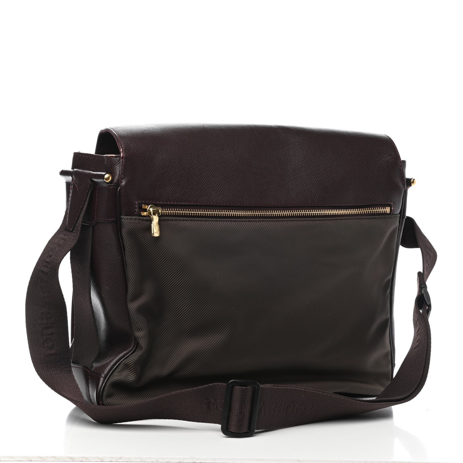 Louis Vuitton Taiga Viktor Messenger Bag Acajou 2 of 10