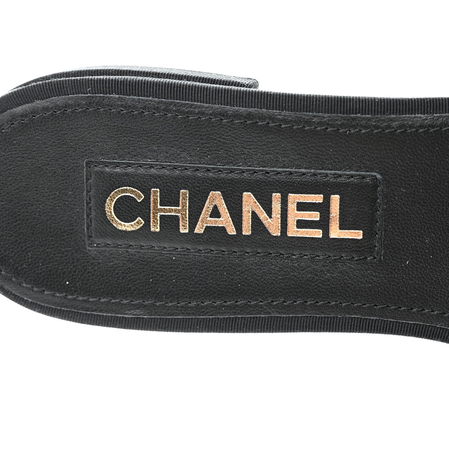 Grosgrain Quilted Camellia CC Slides 37.5 Black White