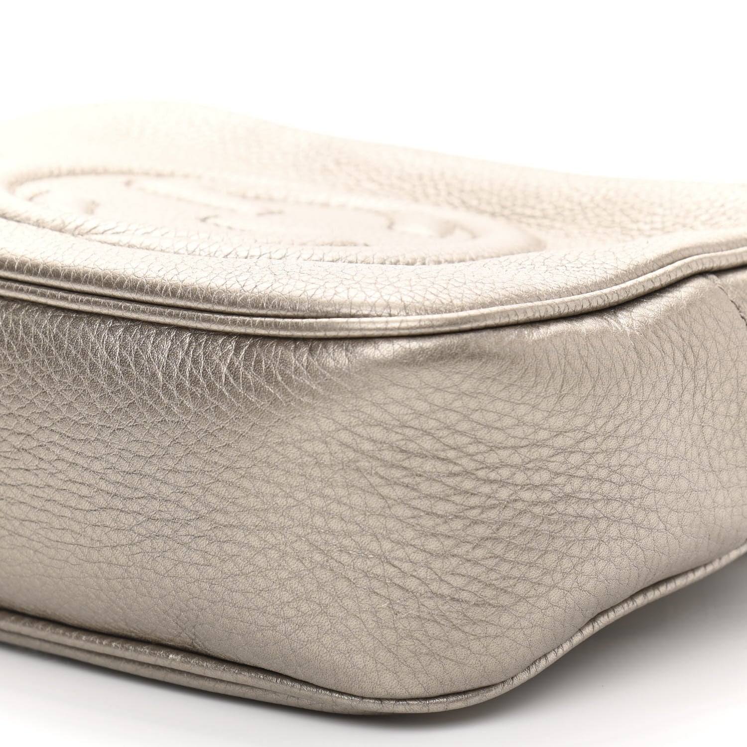 Gucci Metallic Pebbled Calfskin Small Soho Disco Bag Golden Beige 10 of 10