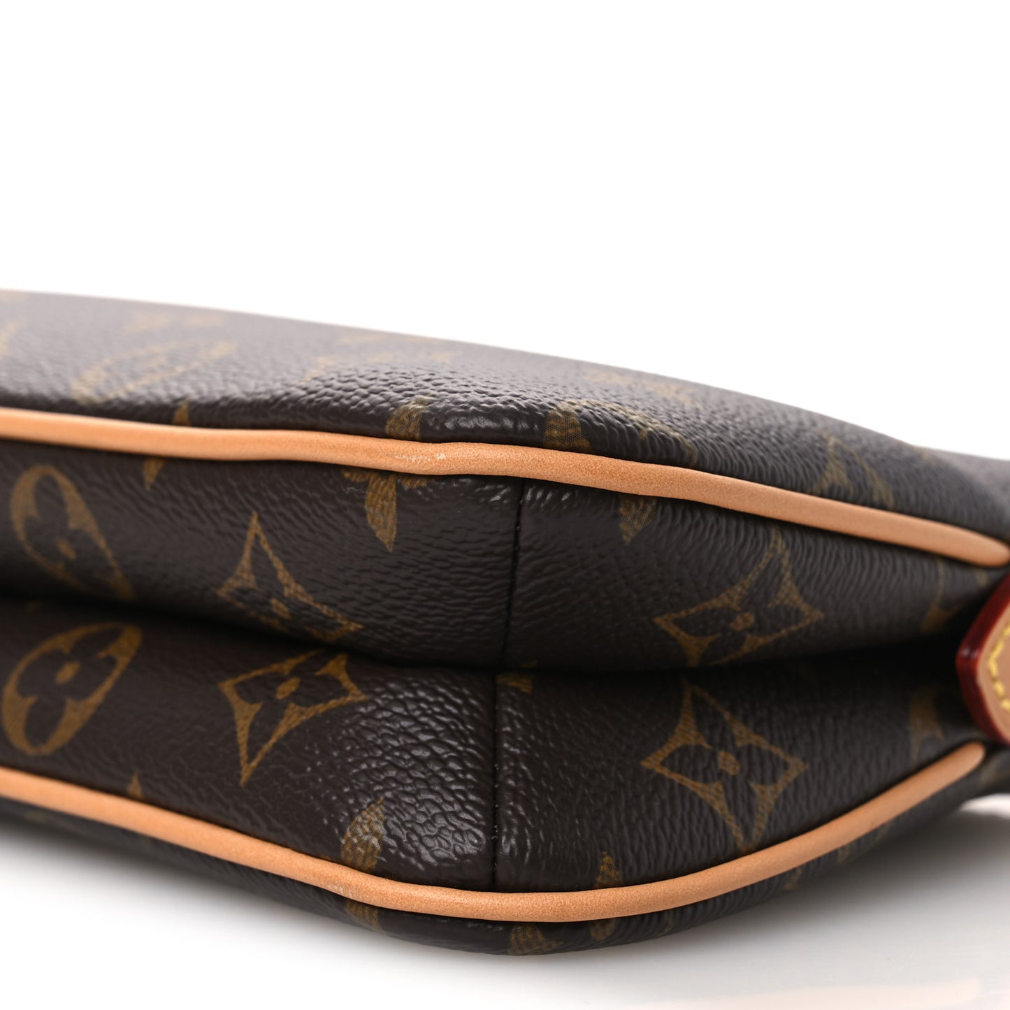 Monogram Liv Pochette