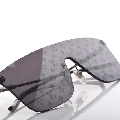Louis Vuitton Showdown Sunglasses Black 8 of 9