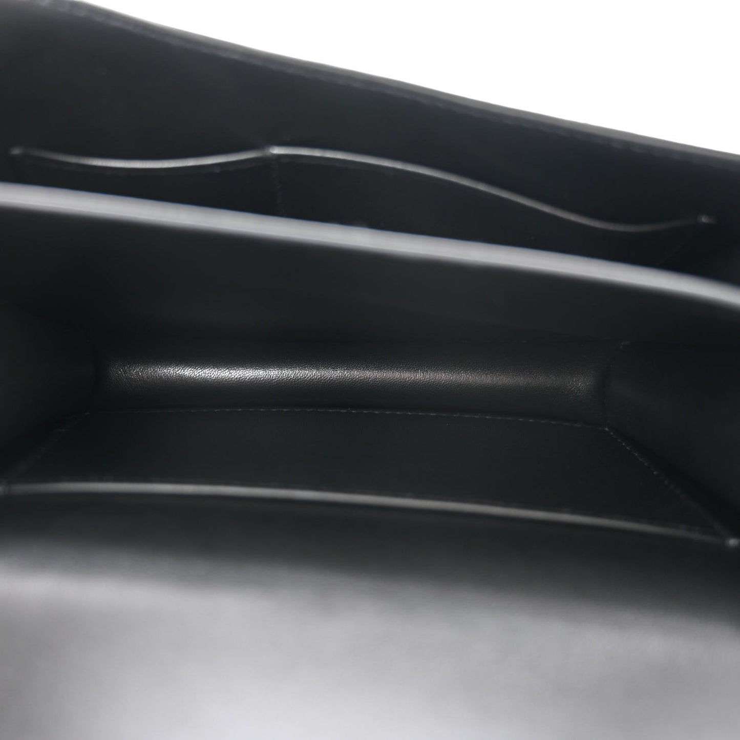 Epsom Constance 18 Black