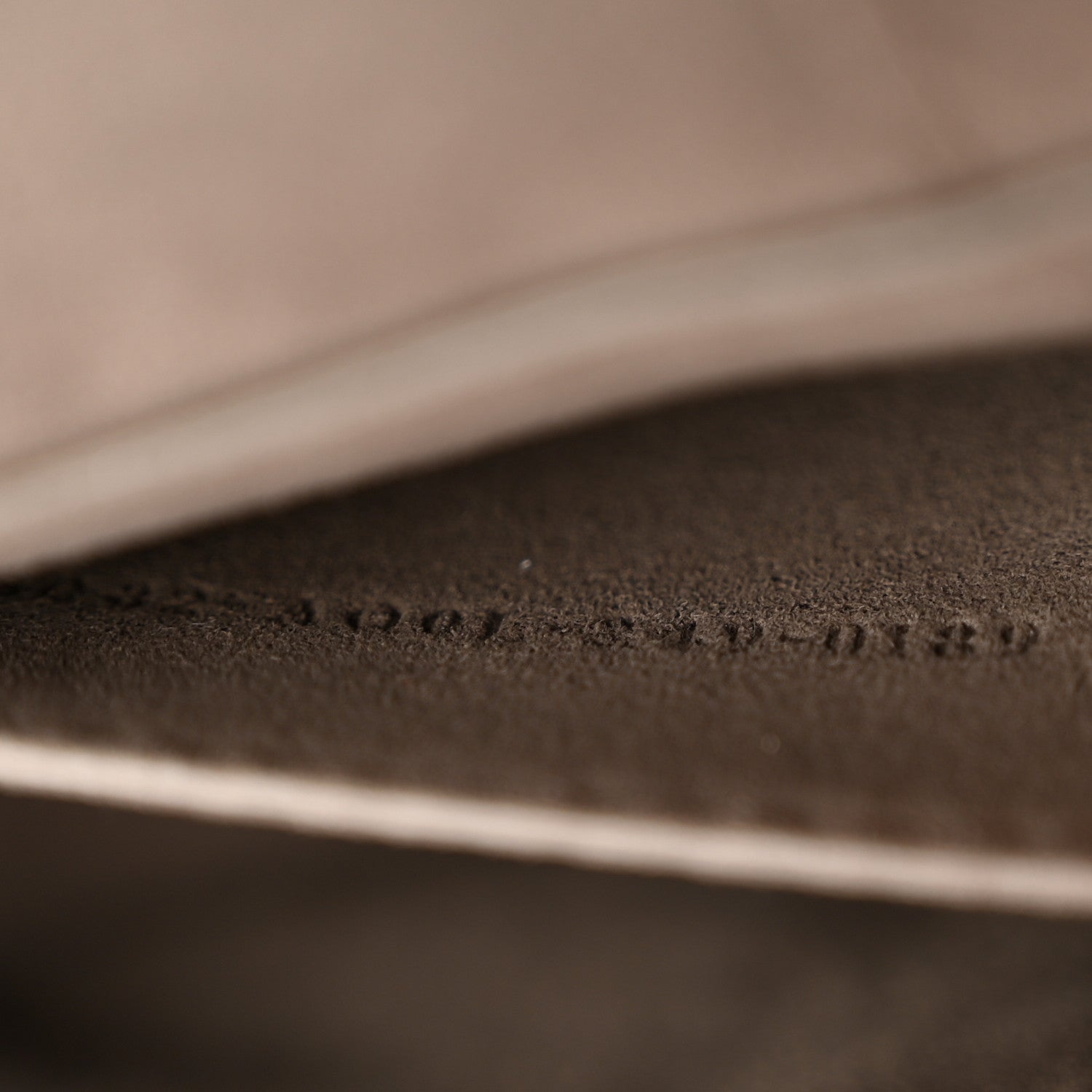 Fendi Vitello Brenta Cher Small Fendi C'mon Tortora 7 of 11