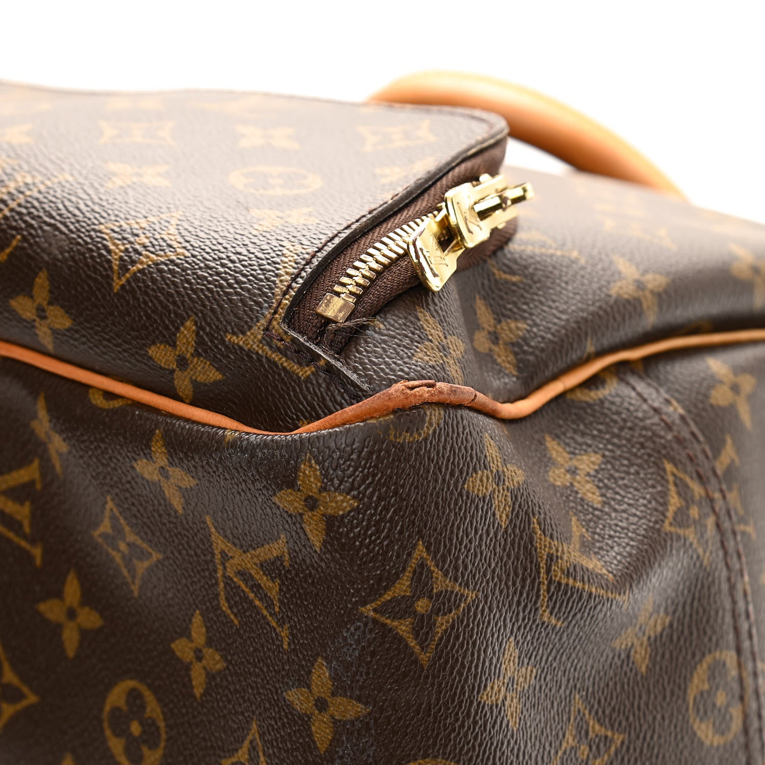 Louis Vuitton Monogram Evasion Sports Bag 13 of 14