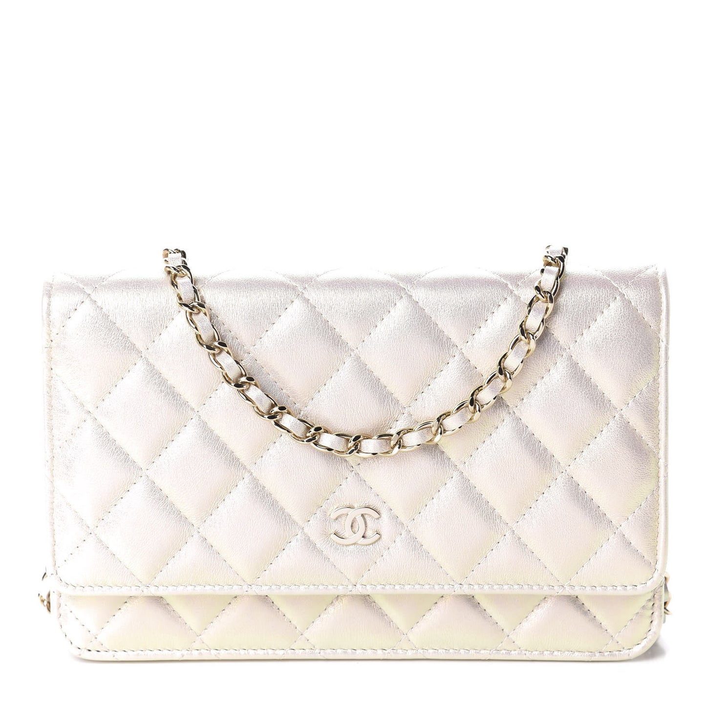 Iridescent Lambskin Quilted Wallet On Chain WOC Ivory