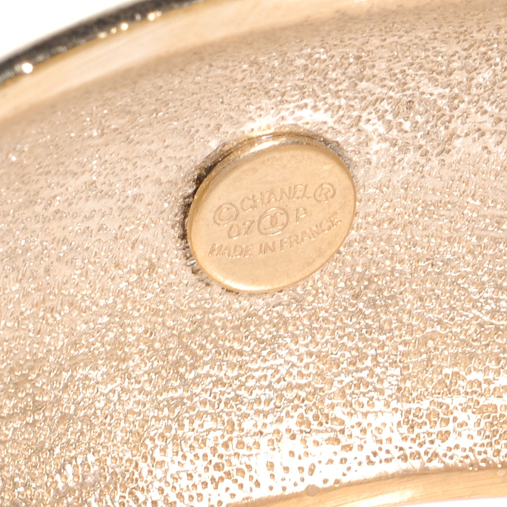 Wide Metal L'Elegance French Quote Bangle Gold