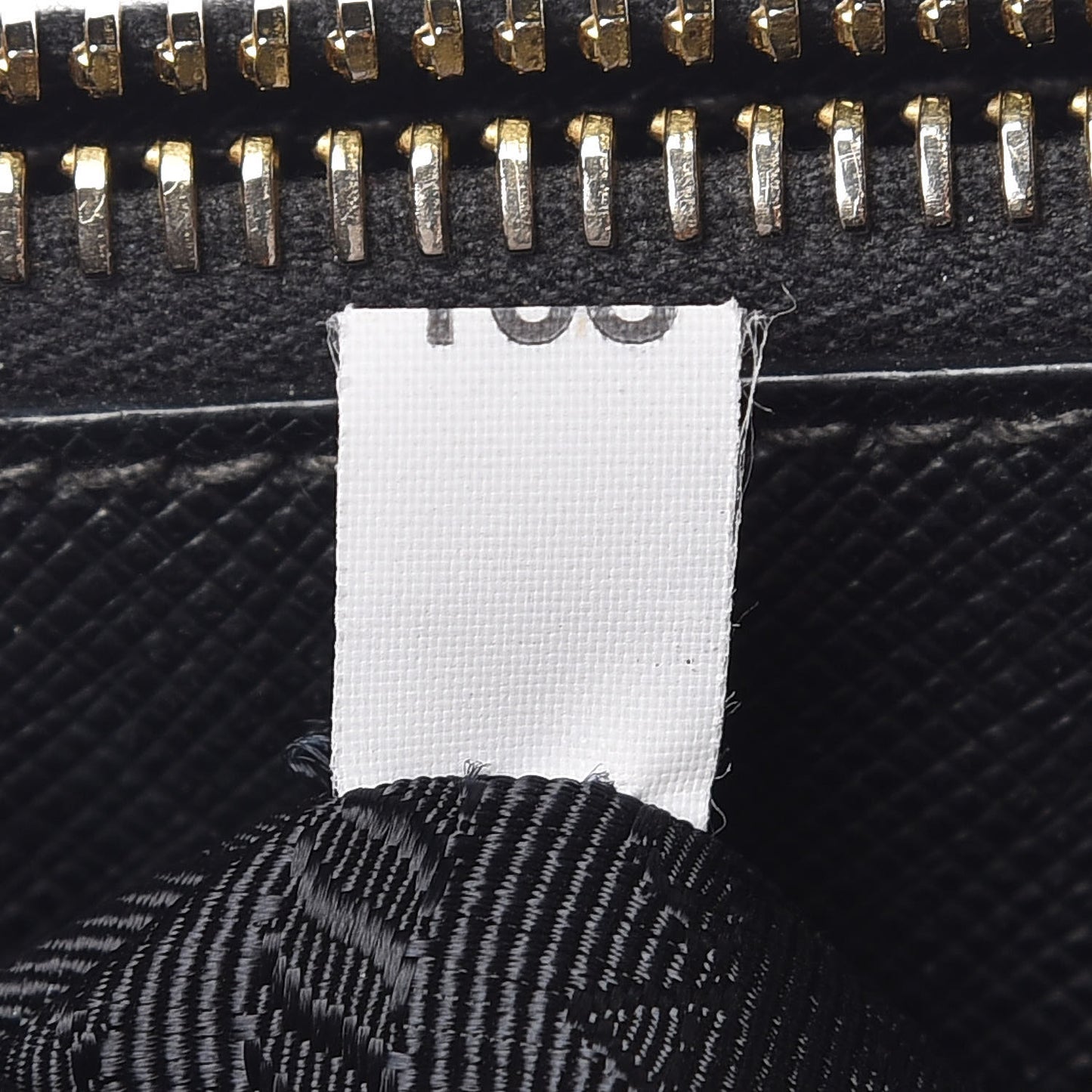 Saffiano Large Galleria Double Zip Tote Black
