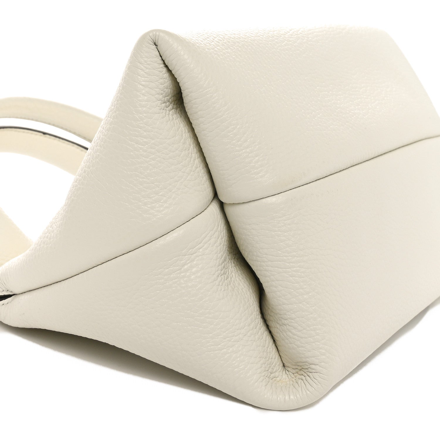 Gucci Grained Calfskin Softbit Medium Shoulder Bag White 9 of 10