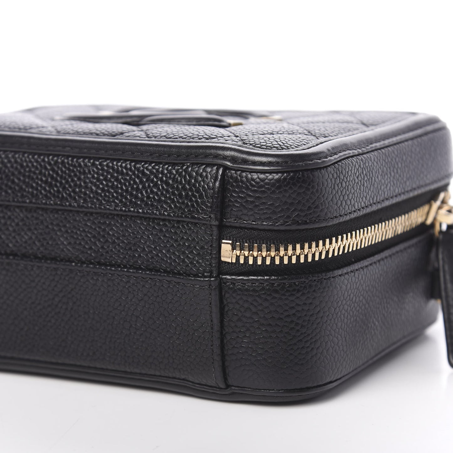 Caviar Quilted Small CC Filigree Vanity Case Black