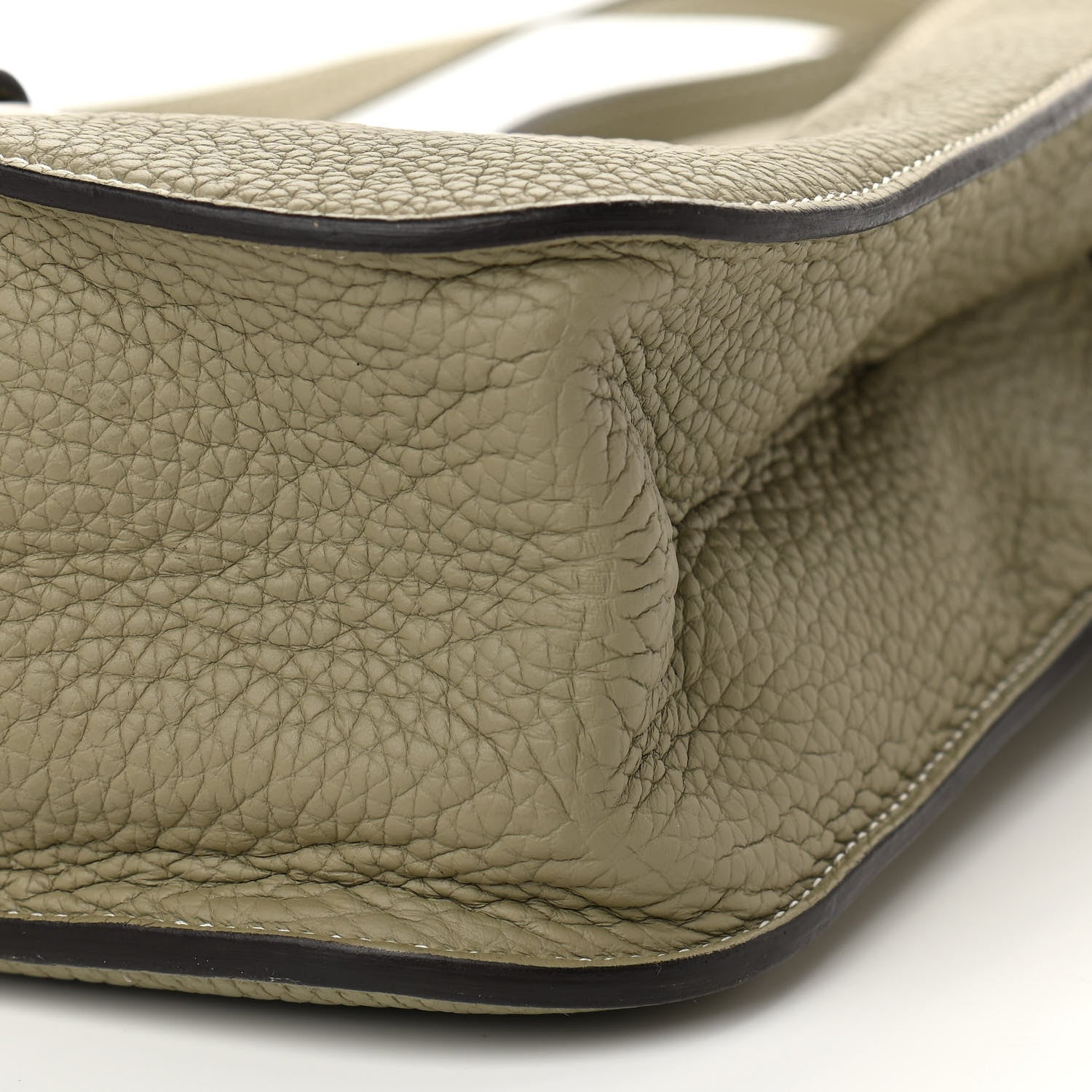 Hermes Taurillon Clemence Halzan 31 GM Sauge 10 of 11