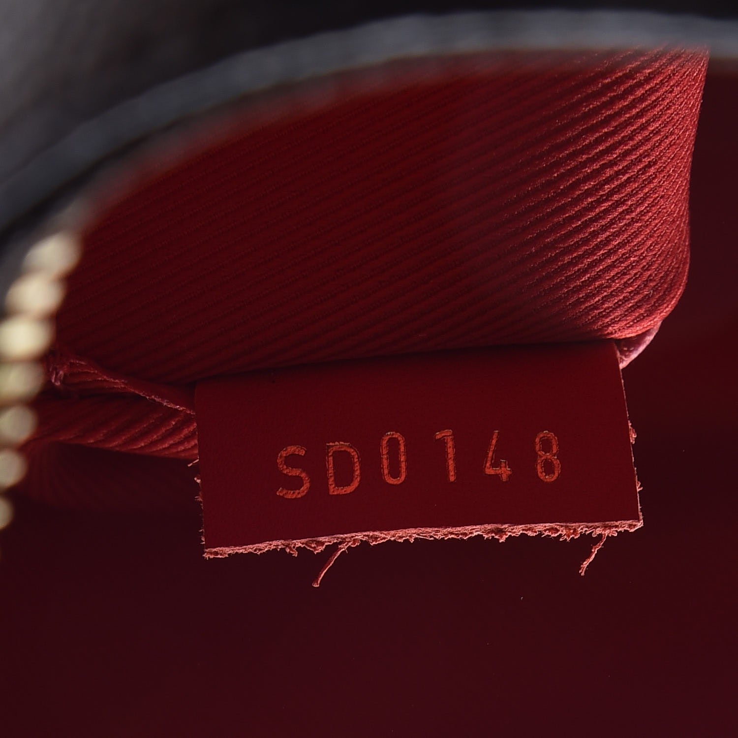 Louis Vuitton Damier Ebene South Bank Besace 7 of 8