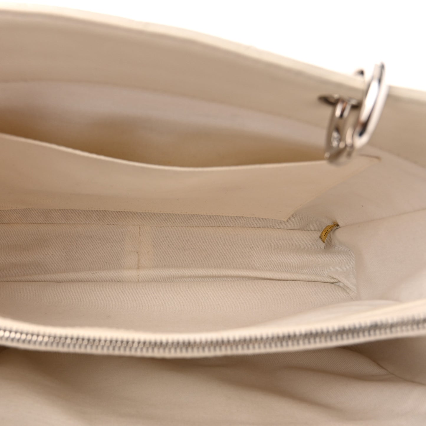 Caviar Quilted Grand Shopping Tote GST White