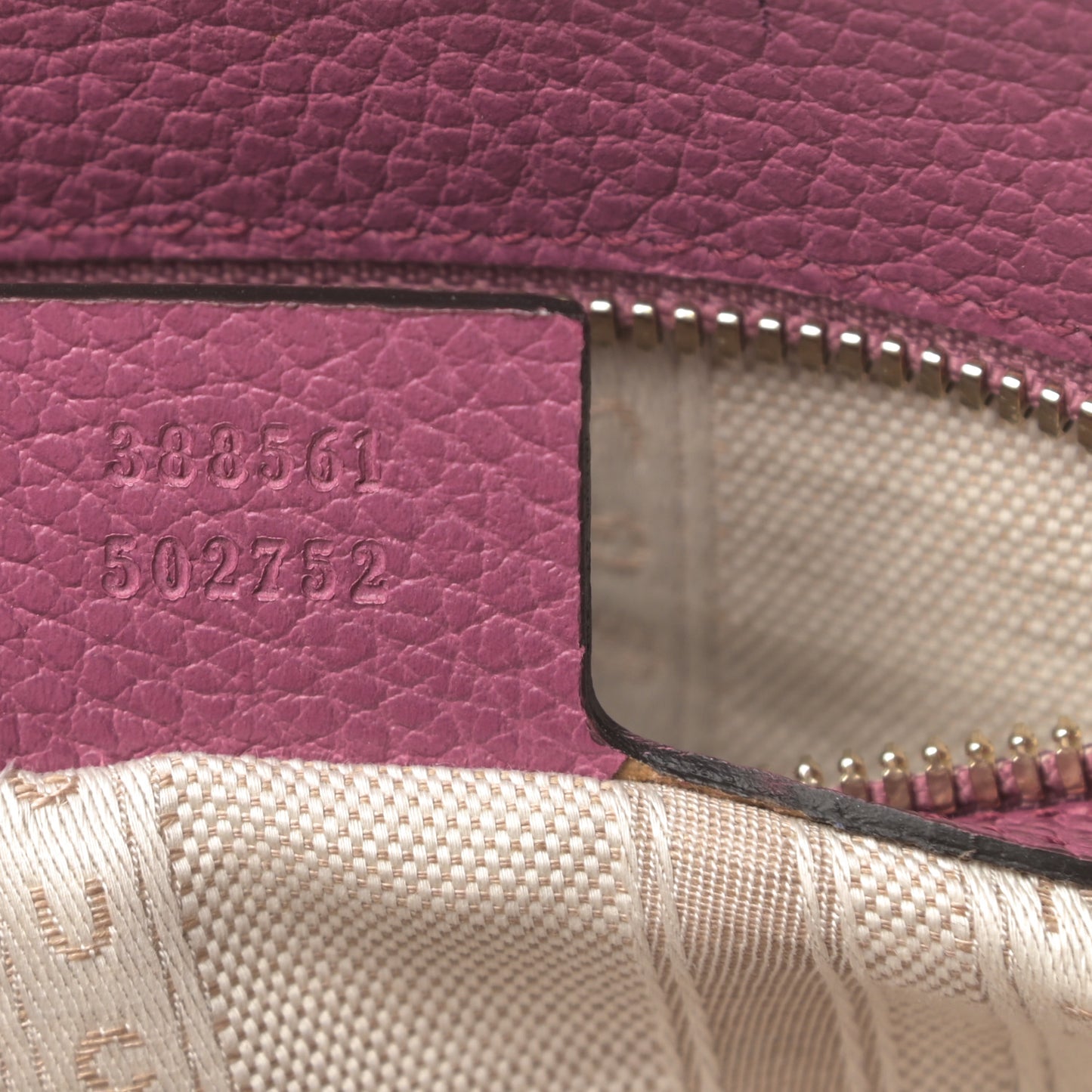 Pebbled Calfskin Interlocking G Tote Fresia Rose
