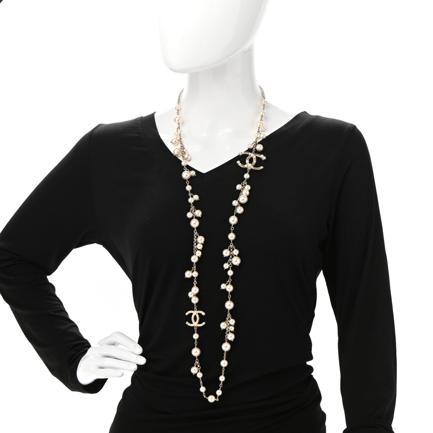 Graduated Pearl CC Long Necklace Gold