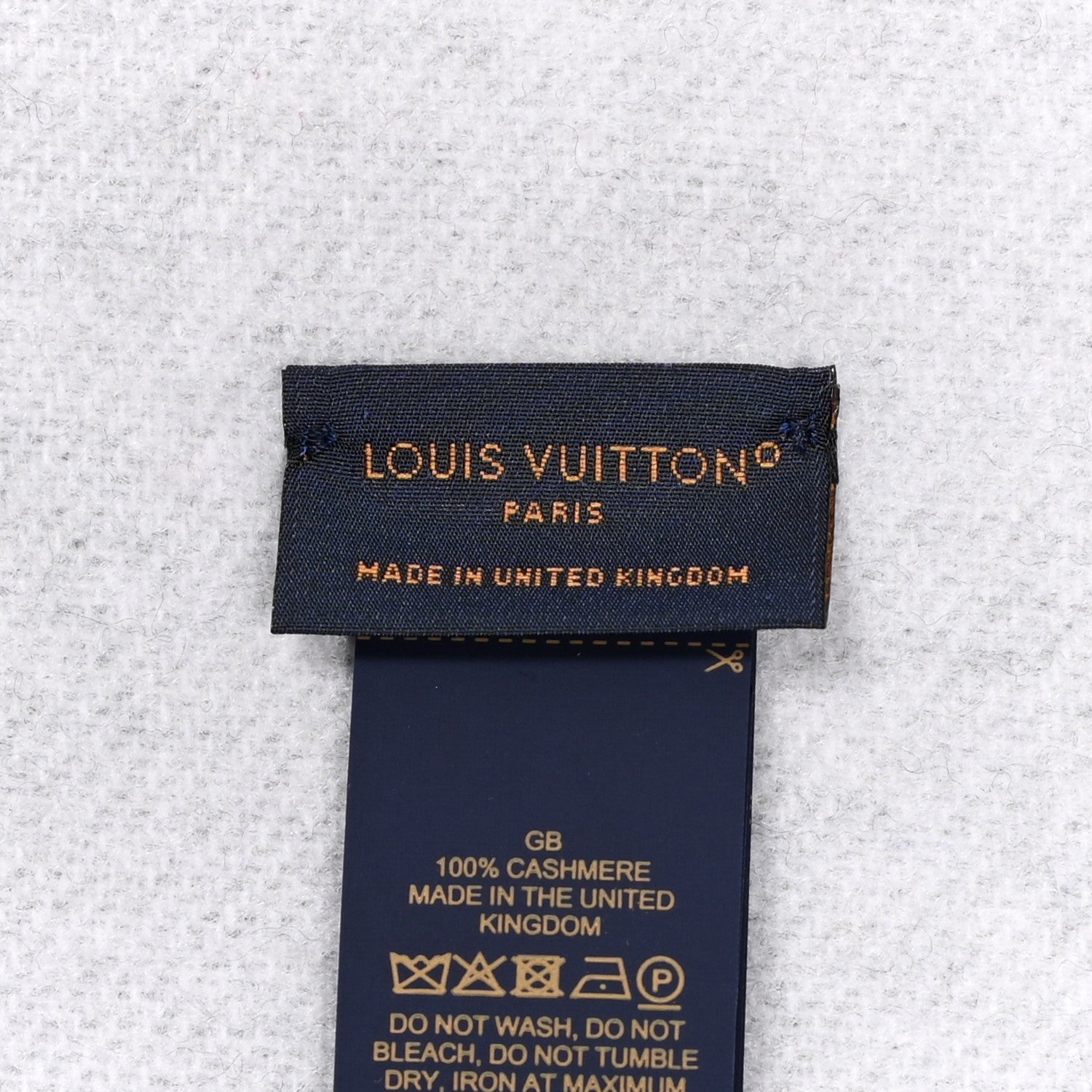 Louis Vuitton Cashmere Monogram Reykjavik Scarf Black 3 of 5