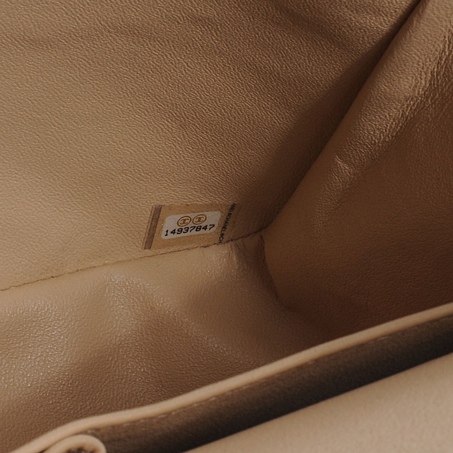 Chanel Caviar Jumbo Double Flap Beige Clair 7 of 7