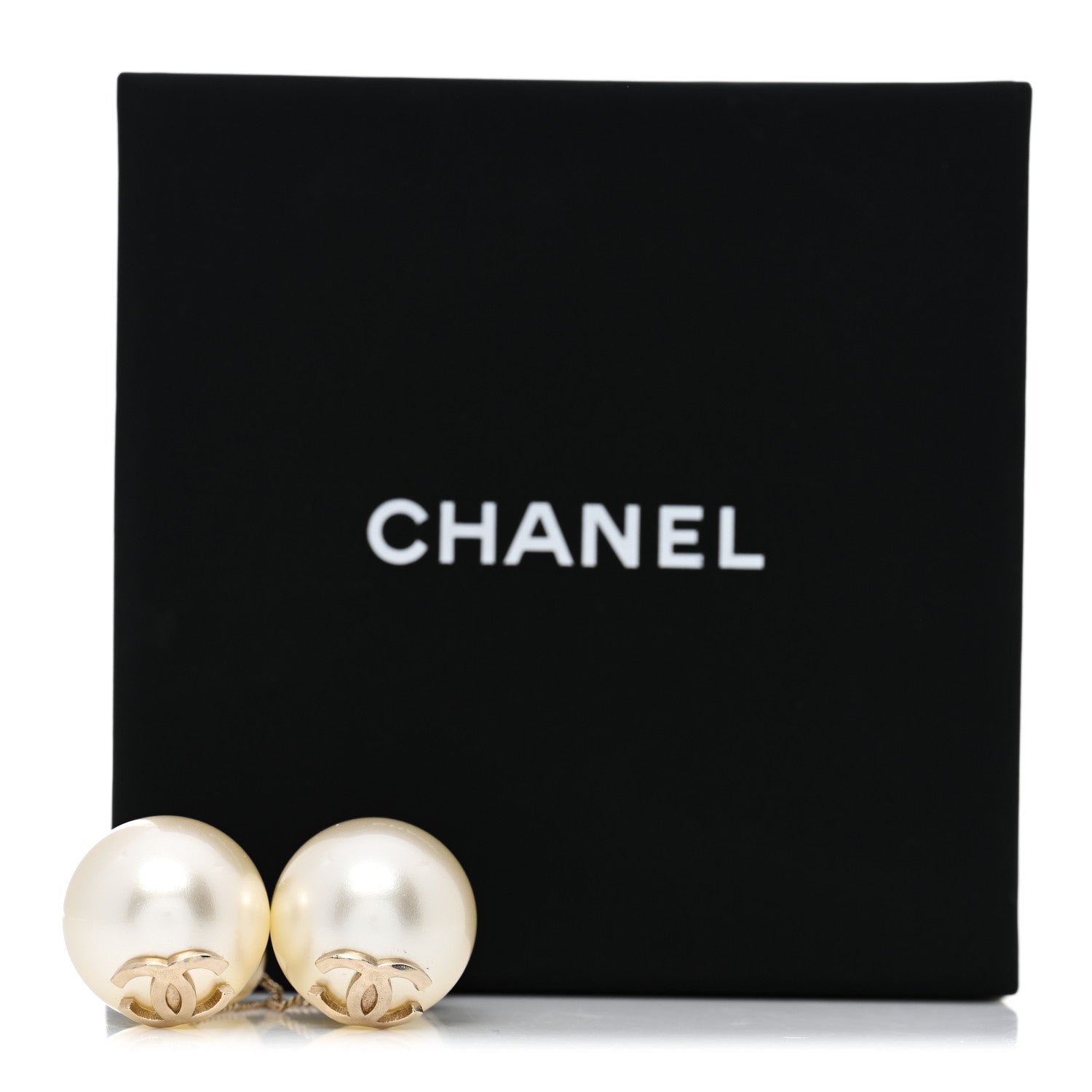 Chanel Pearl CC Drop Earrings Gold 4 of 4