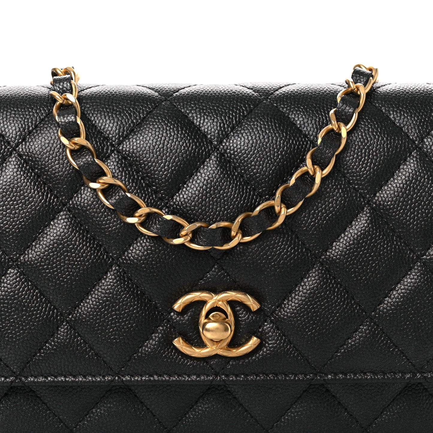 Pearly Caviar Quilted Fit For You Wallet On Chain WOC Black