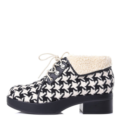 Gucci Optical Tweed Faux Shearling Houndstooth Victor Lace Up Ankle Boots 38.5 White Black 1 of 11