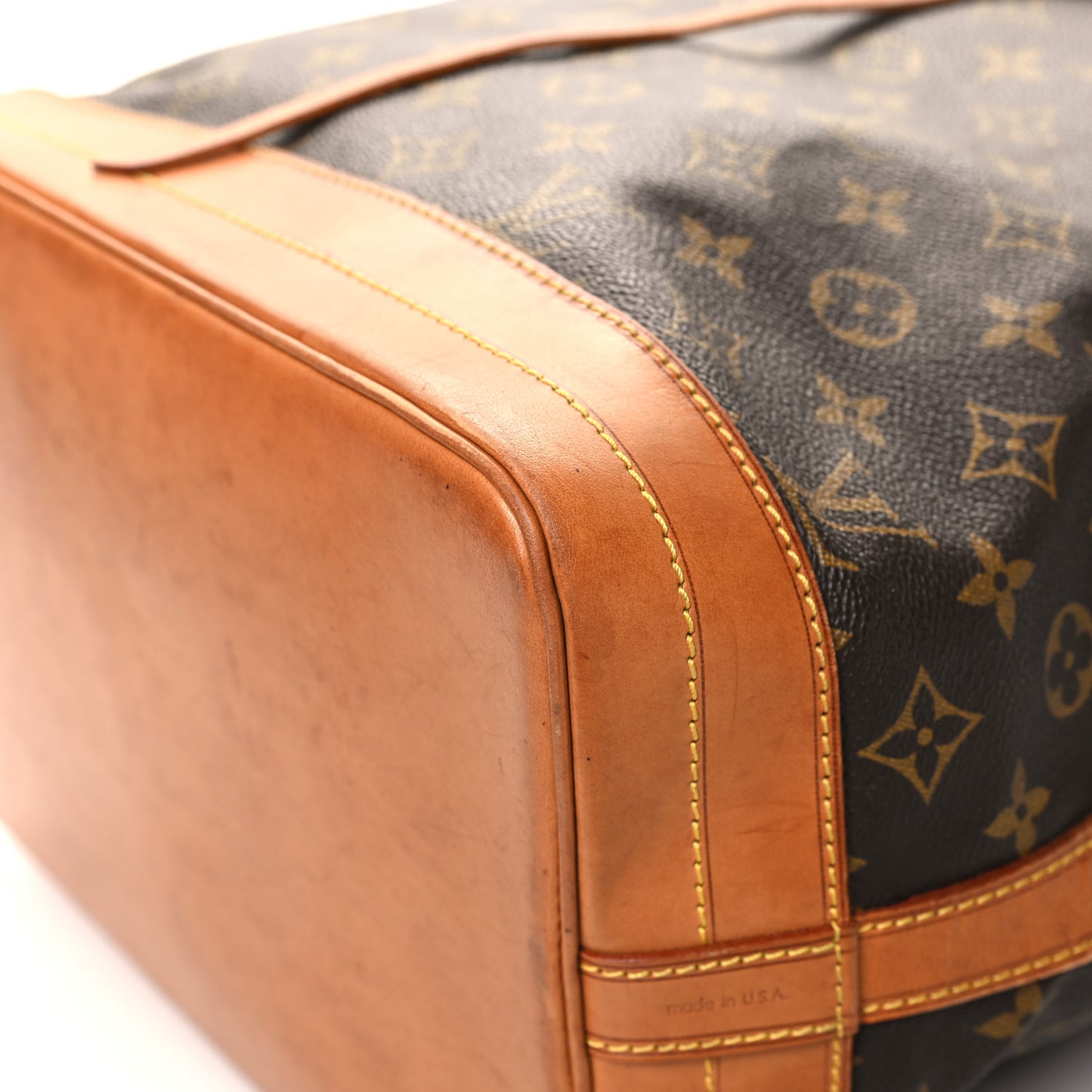 Monogram Noe