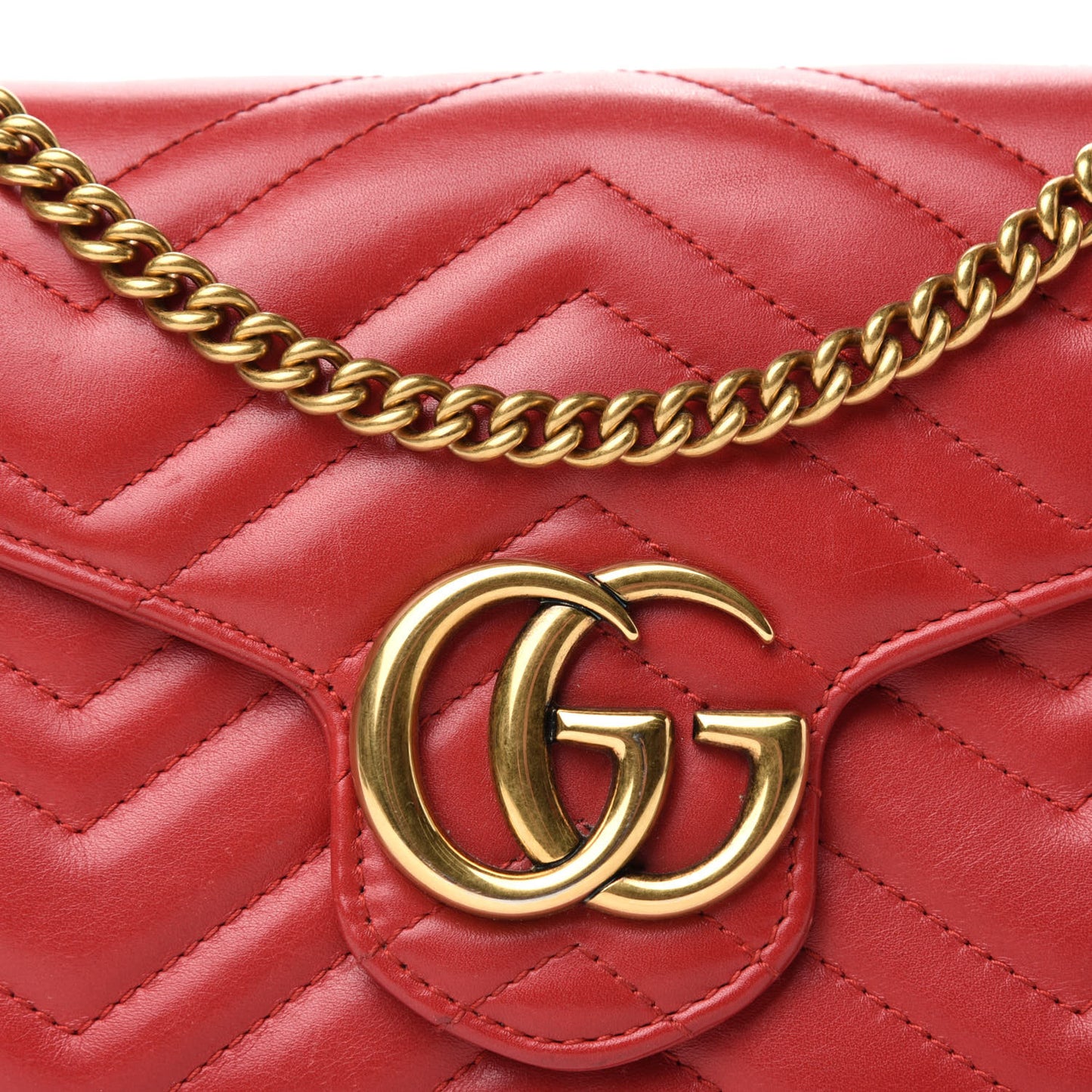 Calfskin Matelasse GG Marmont Chain Wallet Hibiscus Red
