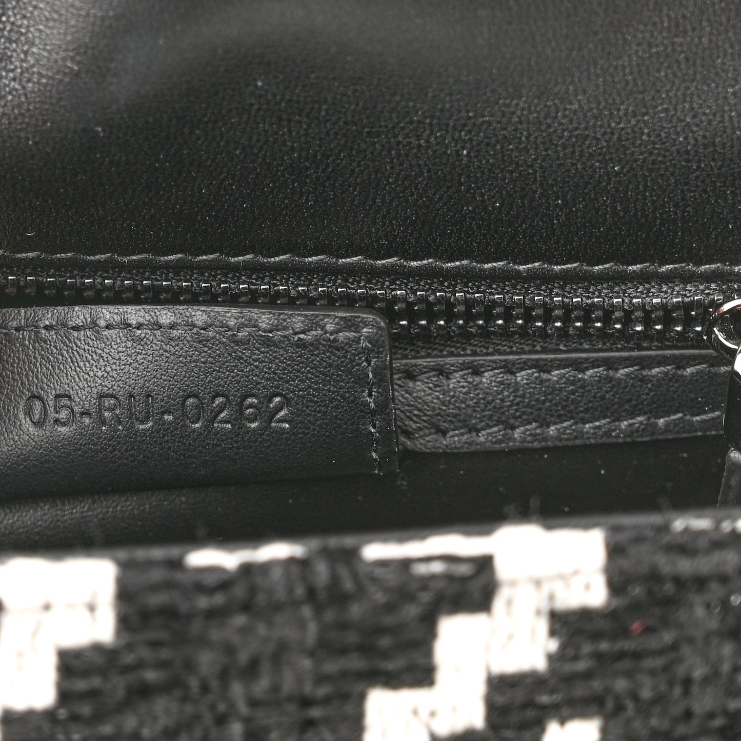 Tweed Macro Houndstooth Small Caro Bag Black White