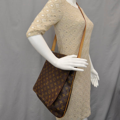 Louis Vuitton Monogram Musette GM 2 of 7