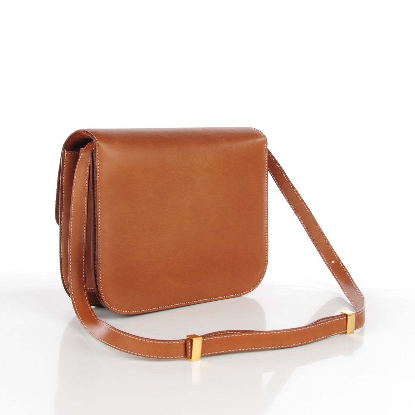 Smooth Calfskin Medium Classic Box Flap Bag Camel