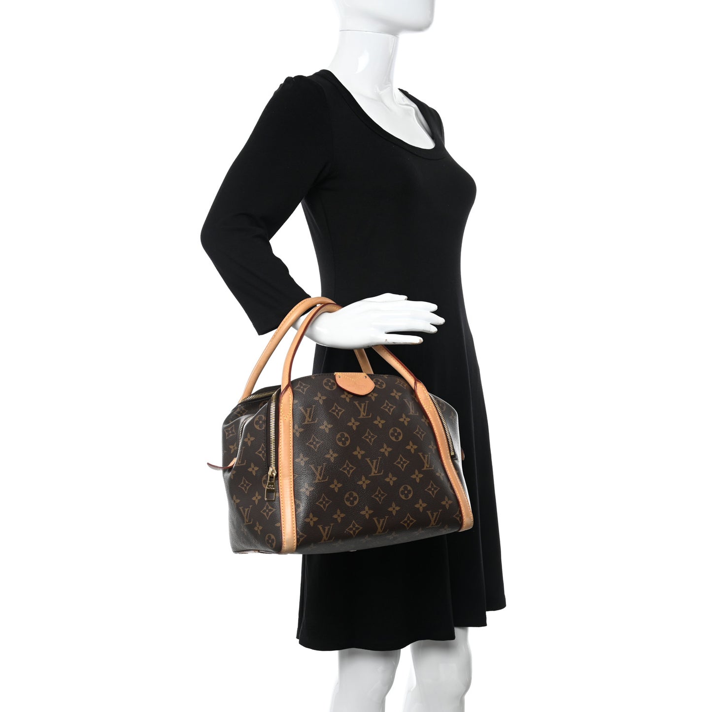 Monogram Marais MM