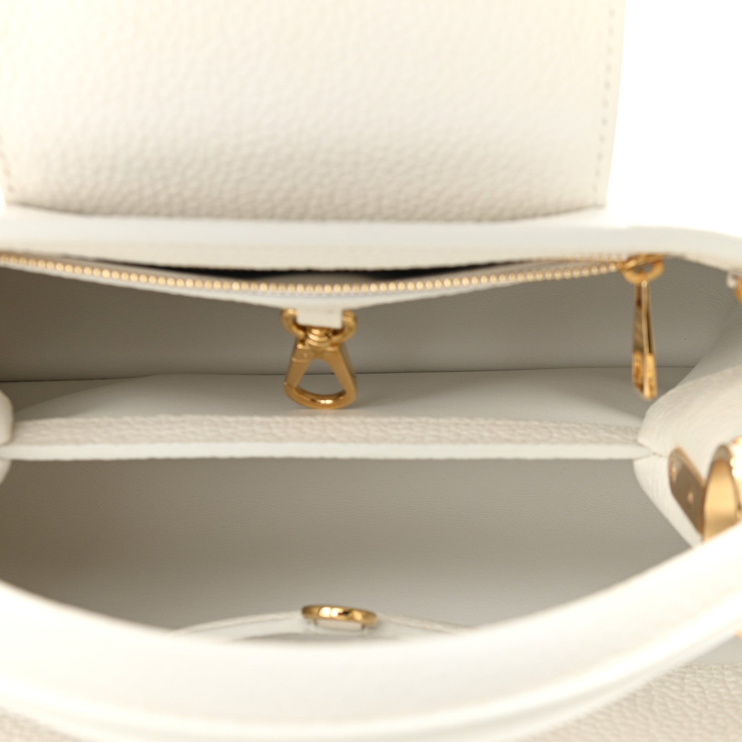Louis Vuitton Taurillon Capucines BB Blanc Casse 4 of 9
